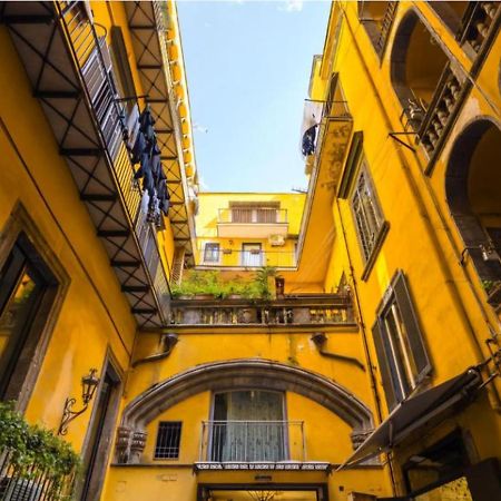 Appartamenti San Gregorio Armeno Неаполь Екстер'єр фото